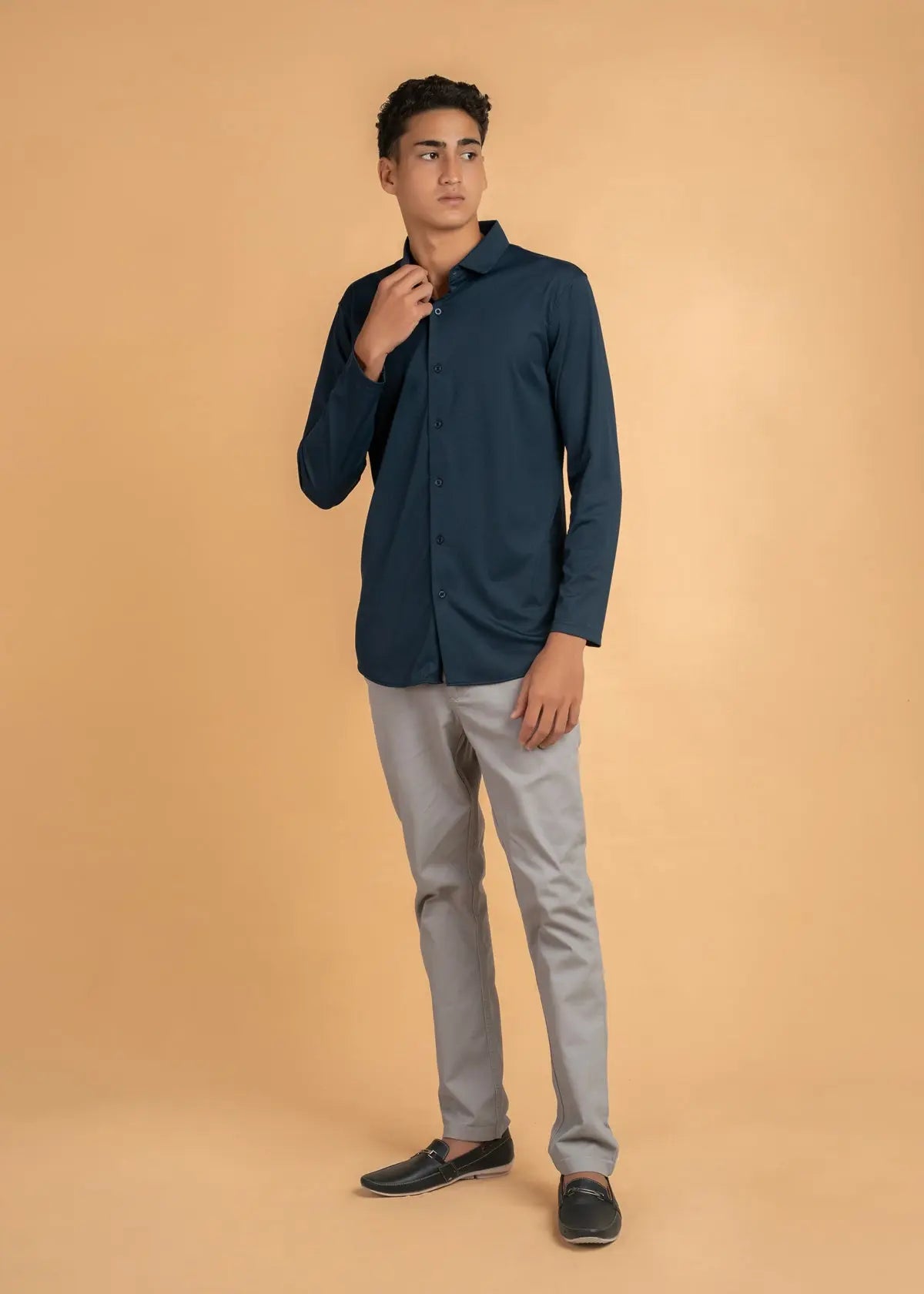 Stand Up Basic Men's Polo styled look